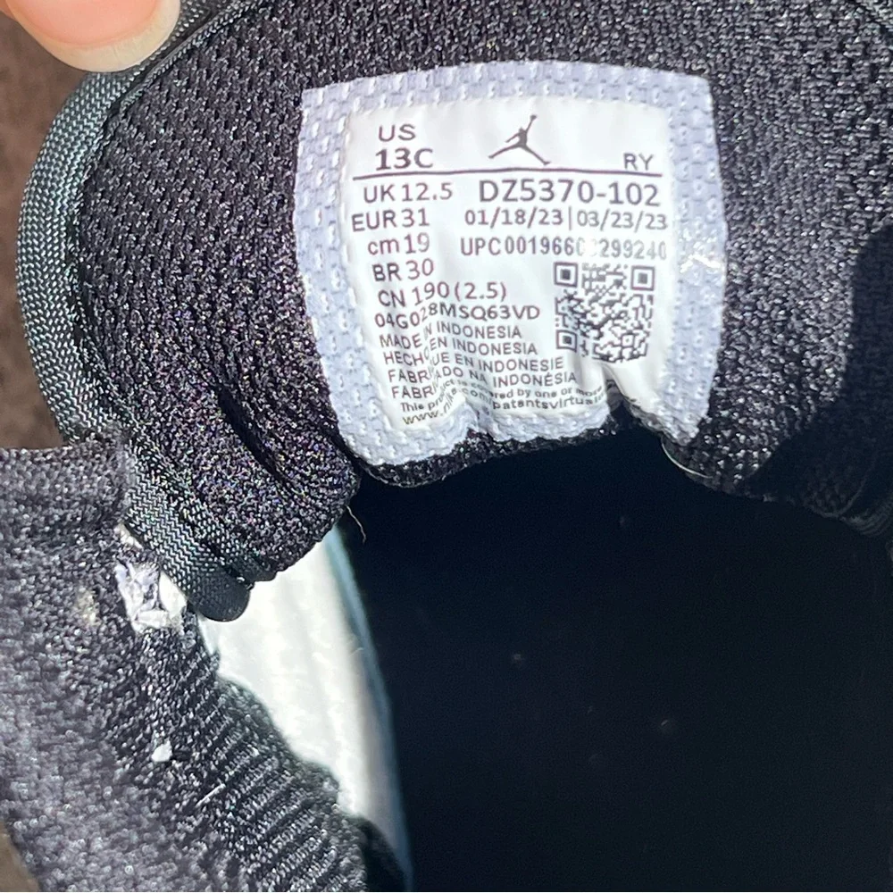 Air Jordan 1 Mid SE Sneakers Youth Kids 13 Shoes Brown Elephant DZ5370-102 - Picture 8 of 9